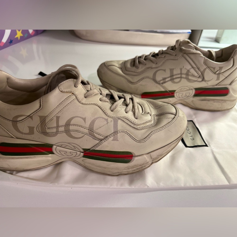 Gucci Men’s Rython Sneaker with GUCCI Logo, size 9